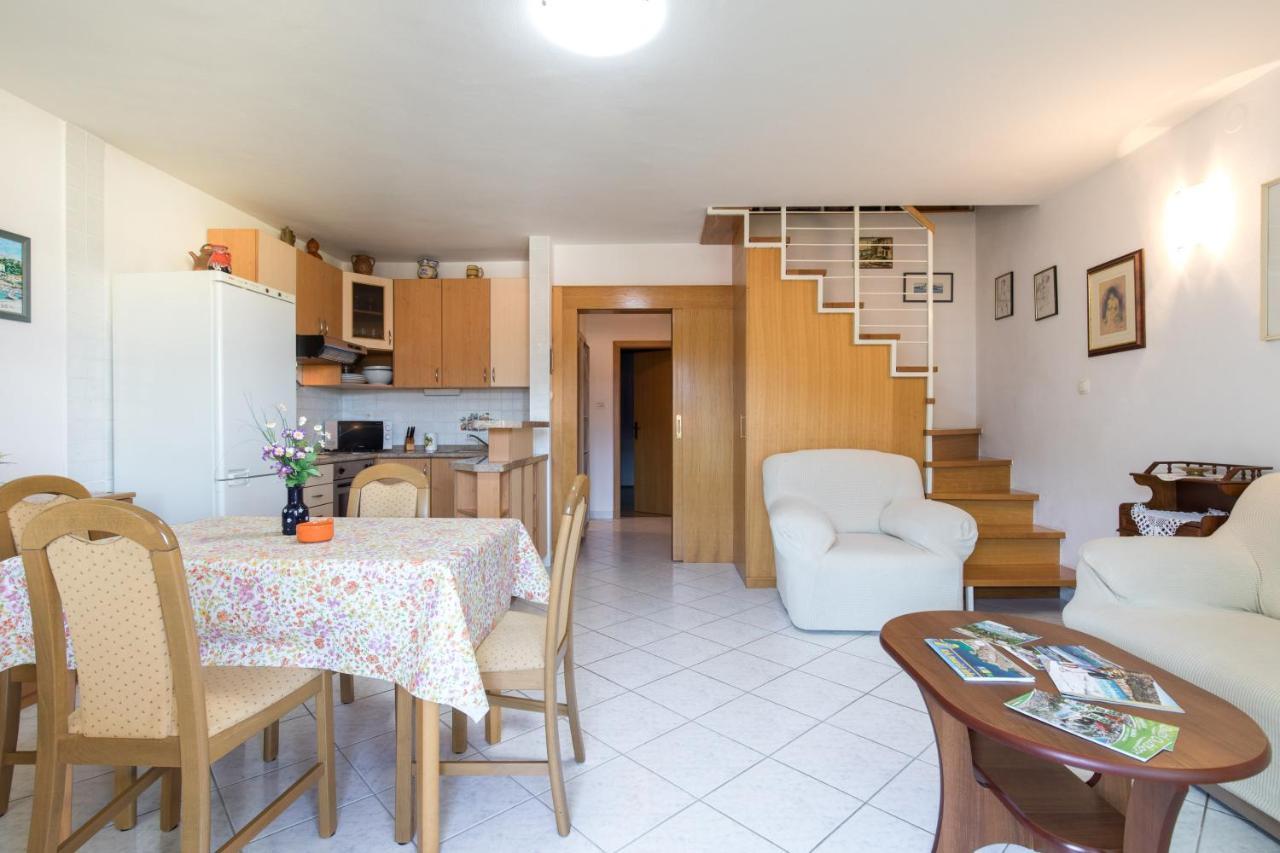 Glorija Appartement Baška Buitenkant foto