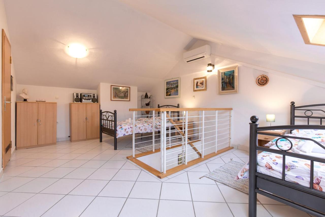 Glorija Appartement Baška Buitenkant foto